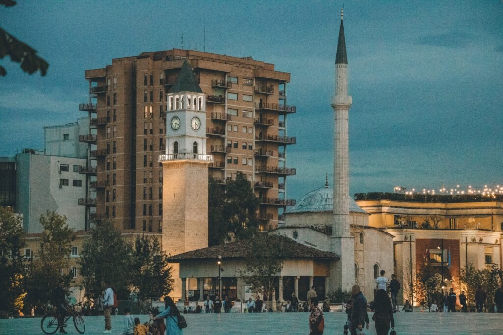 mario-beqollari-egqGPwY3wLk-unsplash-1024x683 Scopri la Nostra Unica Piattaforma di E-Commerce
